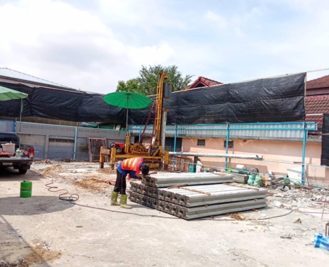 ไซต์งาน ดอนเมือง ก่อสร้าง บ้านพักอาศัยที่แคบ